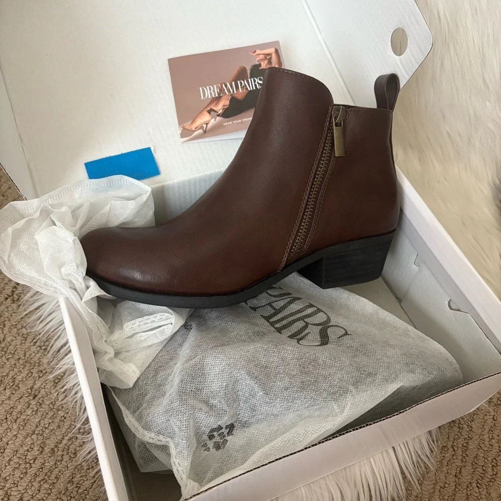 Dream Pairs Dark Brown Vegan Leather PU Ankle Boots